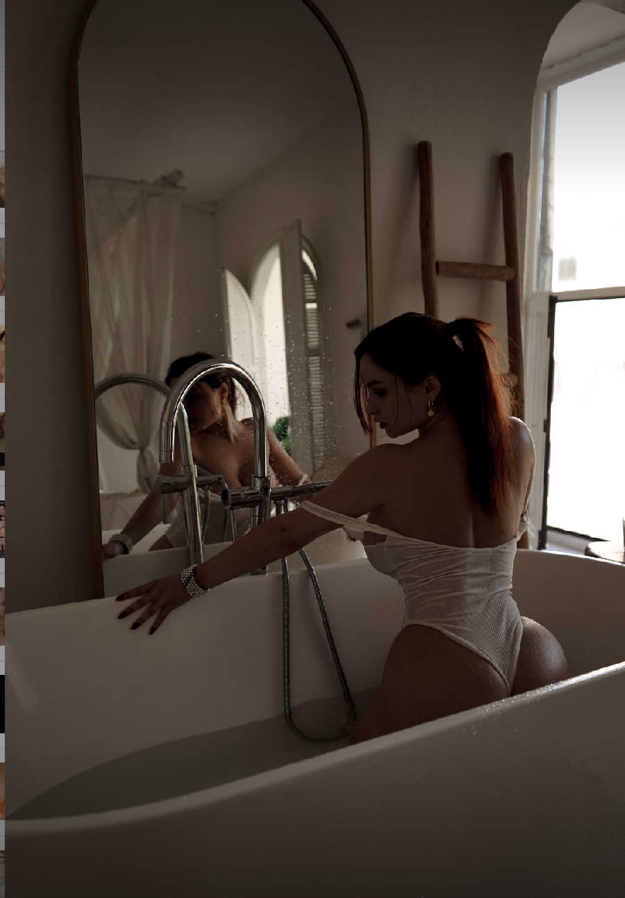 A playful frame from Miranda Faith nude — online in Xuchang